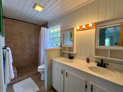 Seas The Day Abaco BS