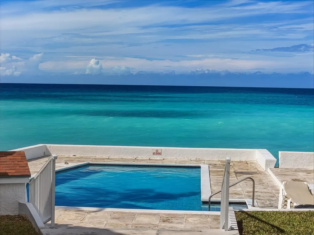 Delaporte Point New Providence Paradise Island BS