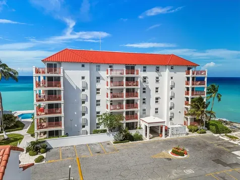 Delaporte Point New Providence Paradise Island BS