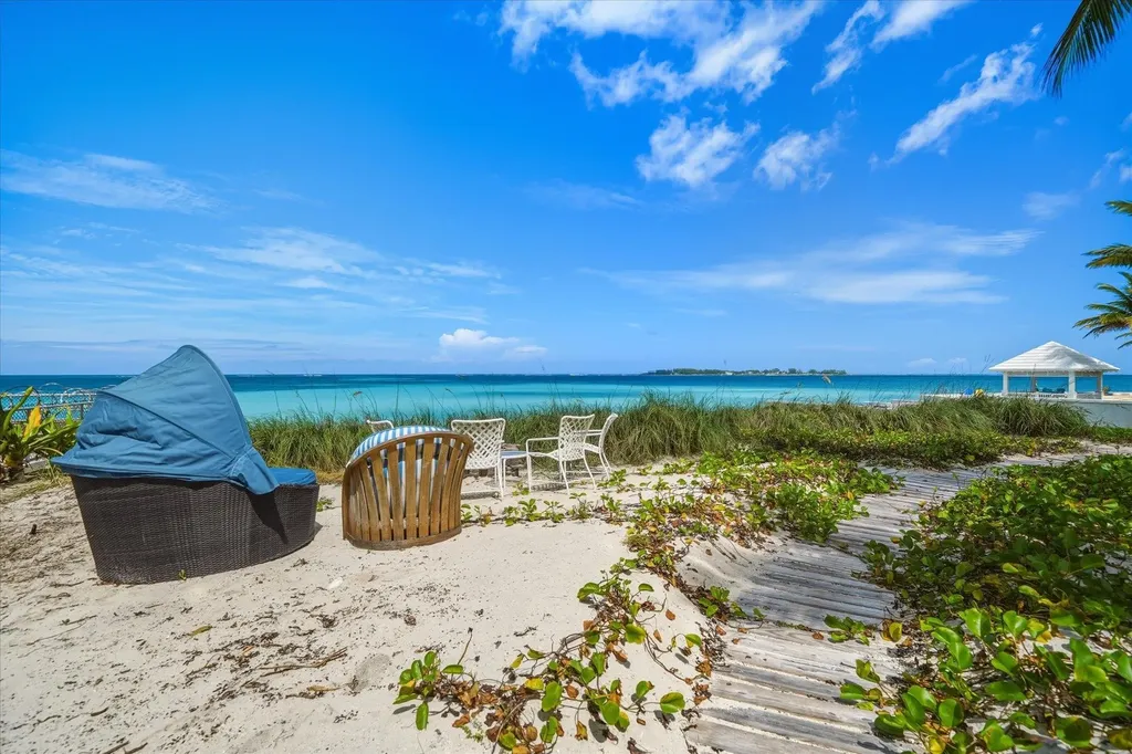 West Bay Street 54 New Providence Paradise Island BS