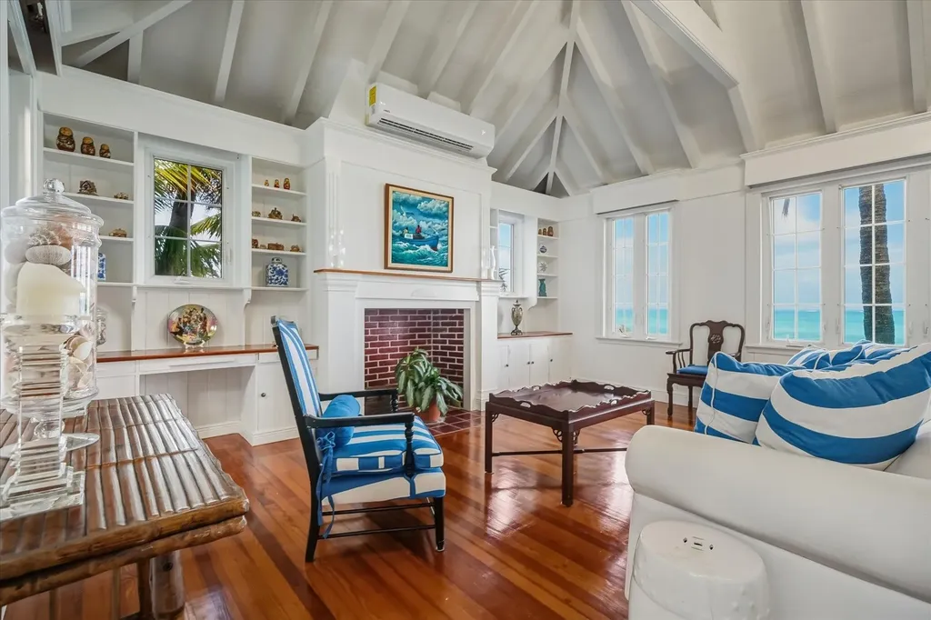 West Bay Street 54 New Providence Paradise Island BS