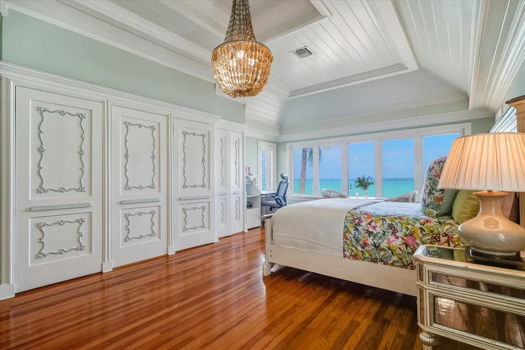 West Bay Street 54 New Providence Paradise Island BS