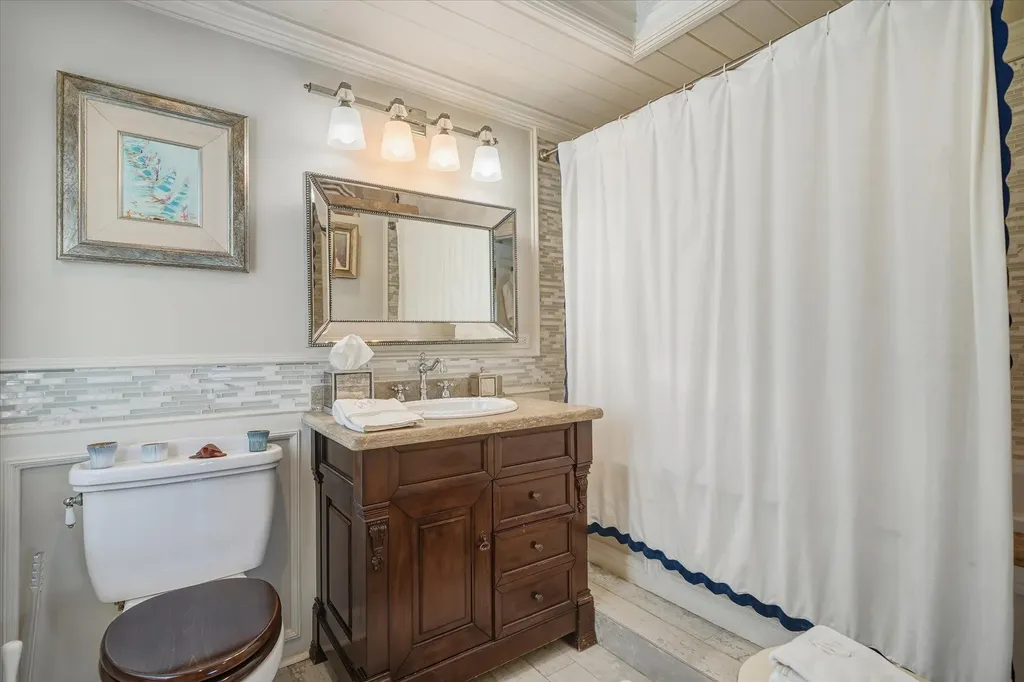 West Bay Street 54 New Providence Paradise Island BS