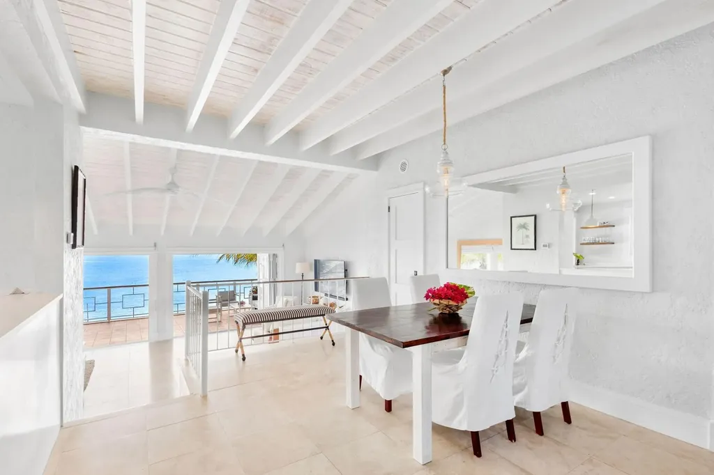 Dolphins Villa New Providence Paradise Island BS