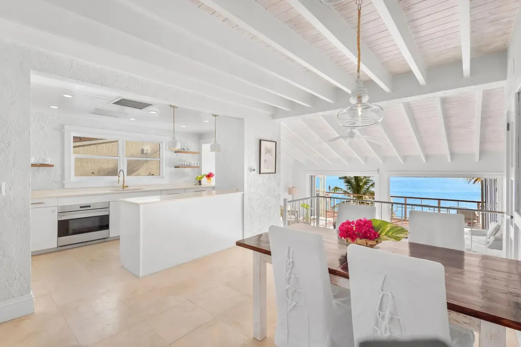 Dolphins Villa New Providence Paradise Island BS