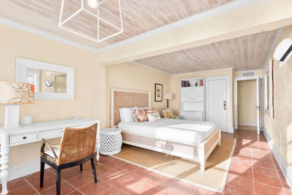 Dolphins Villa New Providence Paradise Island BS