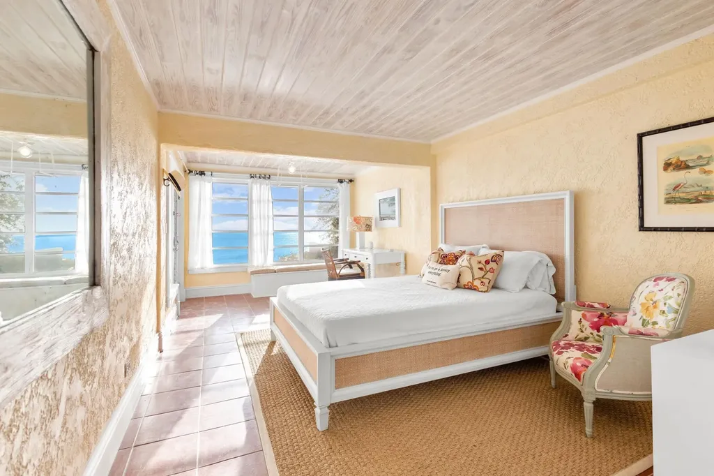 Dolphins Villa New Providence Paradise Island BS