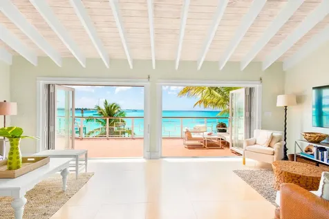 Dolphins Villa New Providence Paradise Island BS