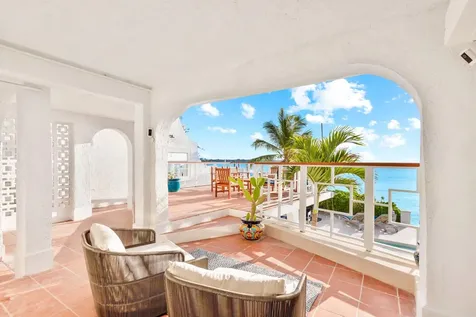 Dolphins Villa New Providence Paradise Island BS