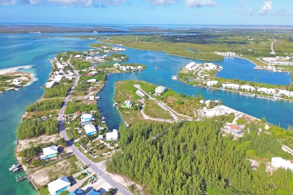 Lot 18, Block 194 Abaco BS
