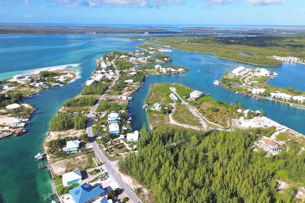 Lot 18, Block 194 Abaco BS