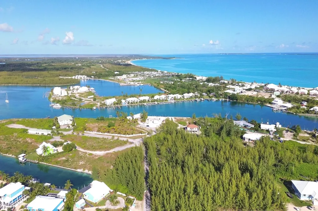 Lot 18, Block 194 Abaco BS