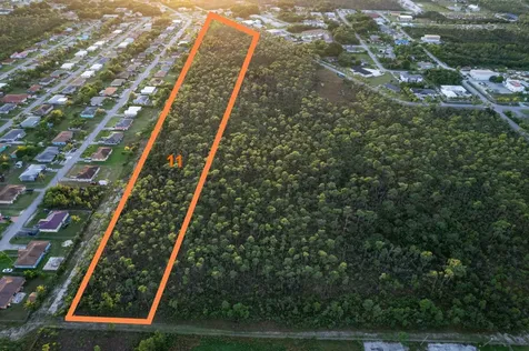 East Beach Drive 11 Grand Bahama Freeport BS