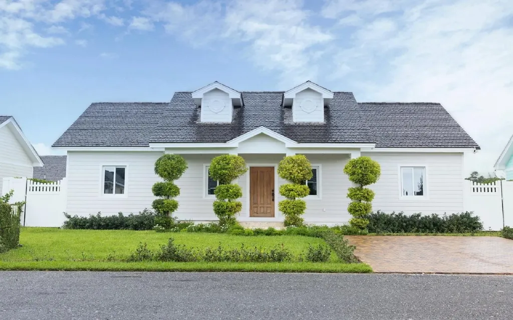 East Wind Drive Home New Providence Paradise Island BS