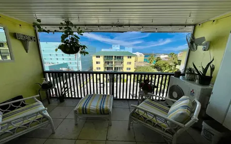 Town Court New Providence Paradise Island BS