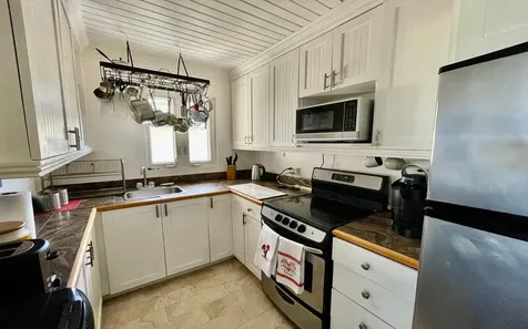 Town Court New Providence Paradise Island BS