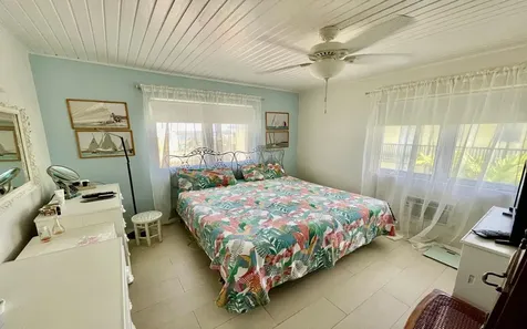 Town Court New Providence Paradise Island BS