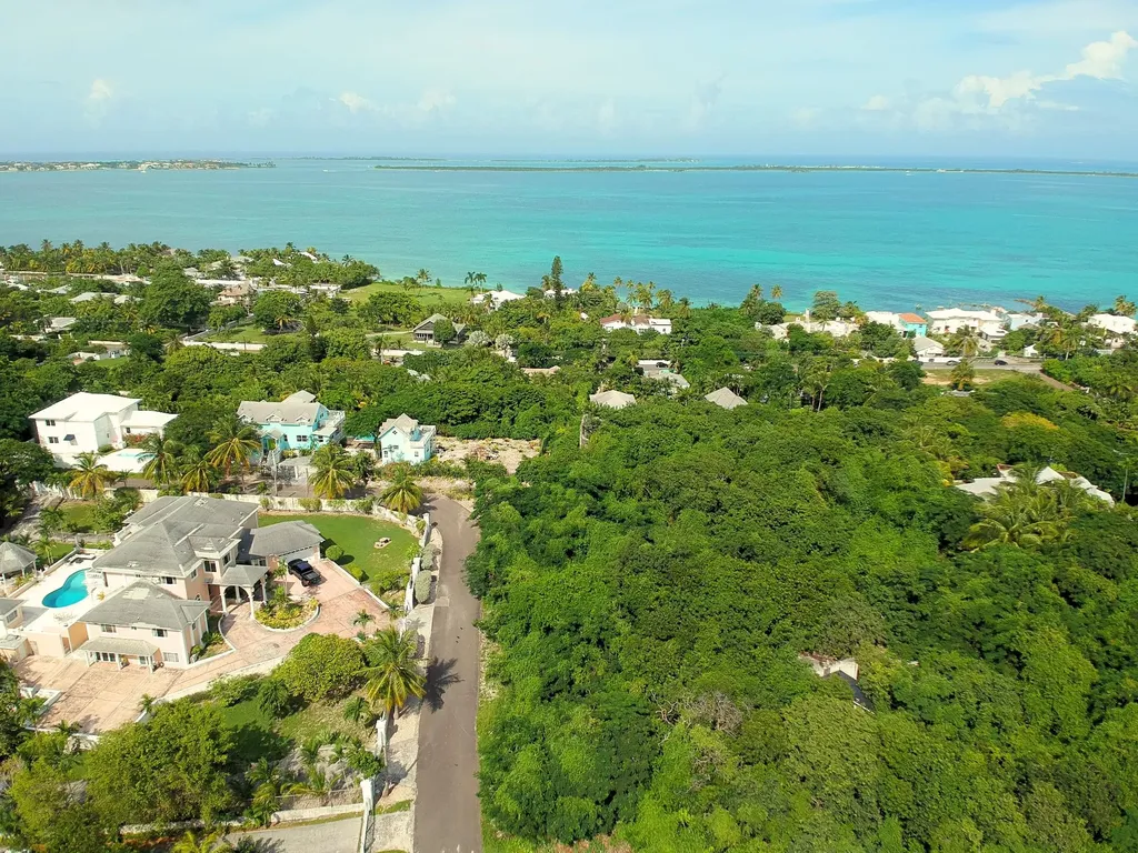 Blackbeard Terrace Subdiv #18 New Providence Paradise Island BS