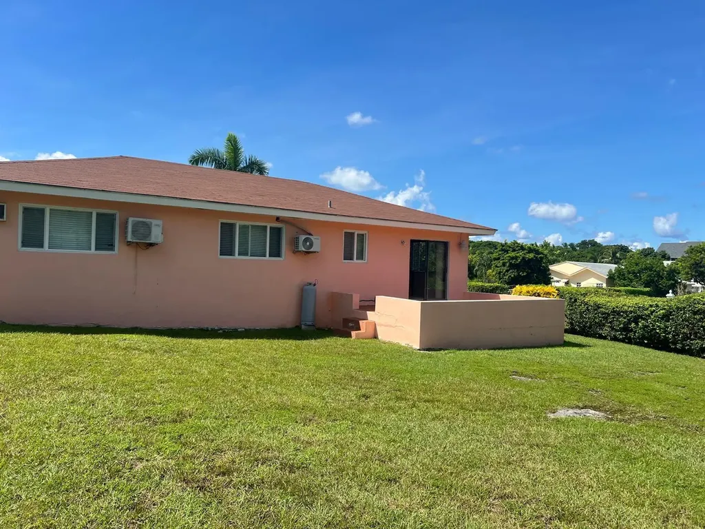 Ridgeway Subdivision Lot 29 New Providence Paradise Island BS