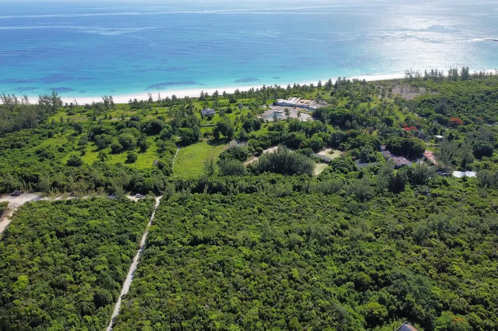Alexander Boulevard Lot Eleuthera BS