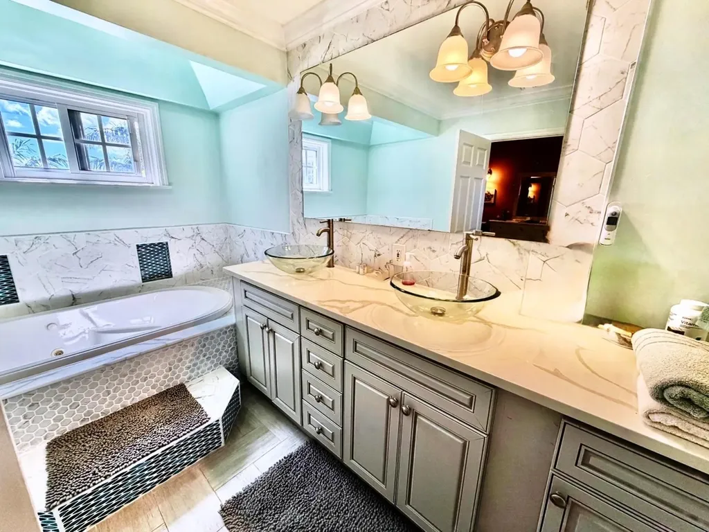 10 Alpine Lane, Pine Bay Grand Bahama Freeport BS