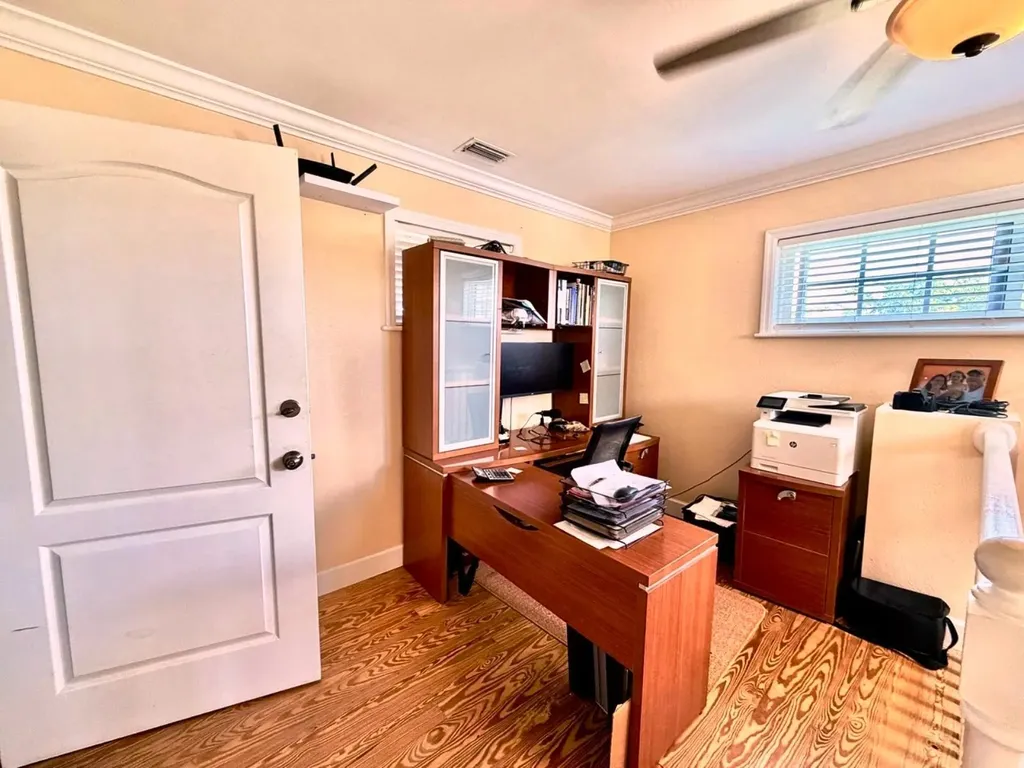 10 Alpine Lane, Pine Bay Grand Bahama Freeport BS