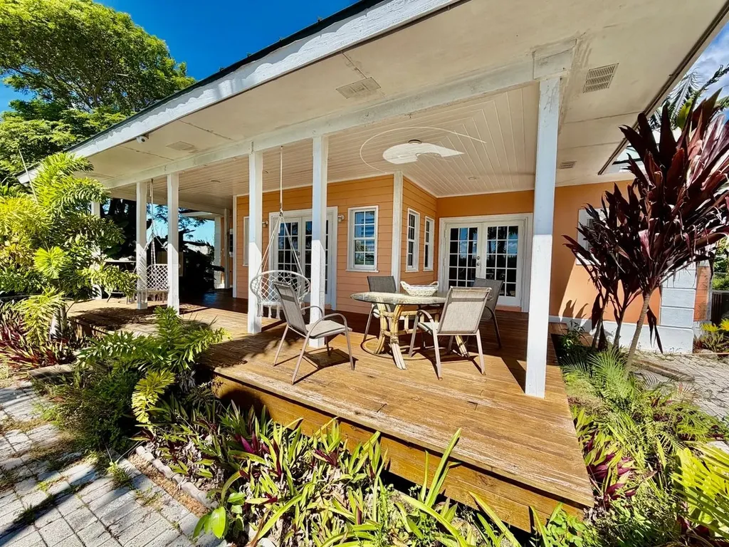 10 Alpine Lane, Pine Bay Grand Bahama Freeport BS