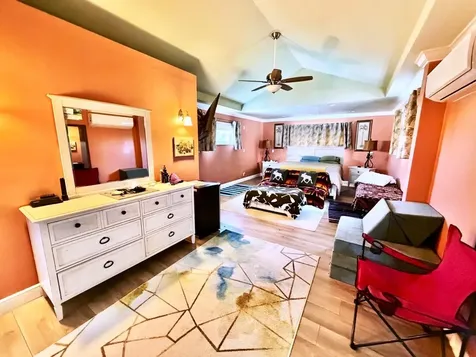 10 Alpine Lane, Pine Bay Grand Bahama Freeport BS