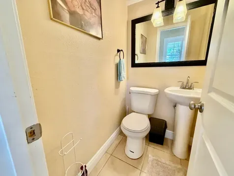 10 Alpine Lane, Pine Bay Grand Bahama Freeport BS