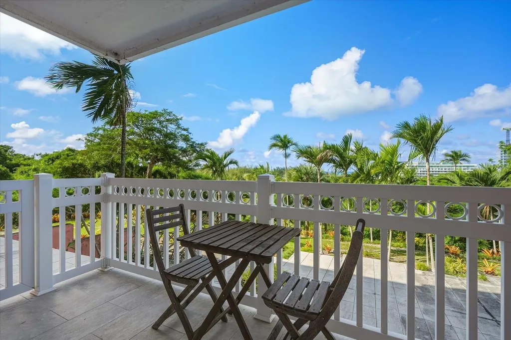 Prospect Ridge Condos New Providence Paradise Island BS