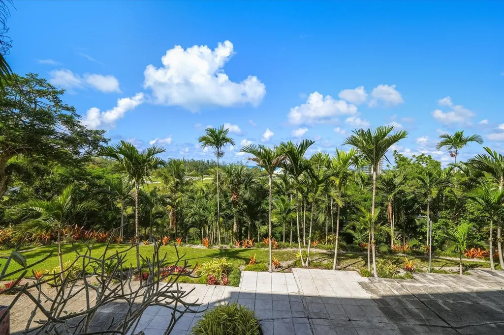 Prospect Ridge Condos New Providence Paradise Island BS