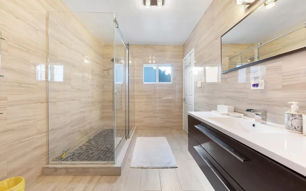 Wandering Shore Drive Eleuthera BS