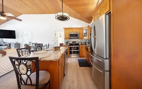 Wandering Shore Drive Eleuthera BS