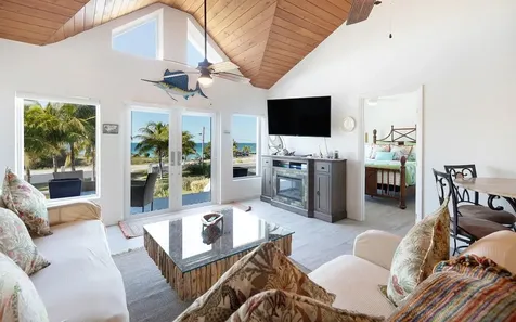 Wandering Shore Drive Eleuthera BS