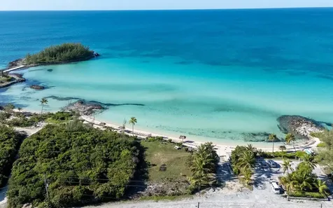 Wandering Shore Drive Eleuthera BS