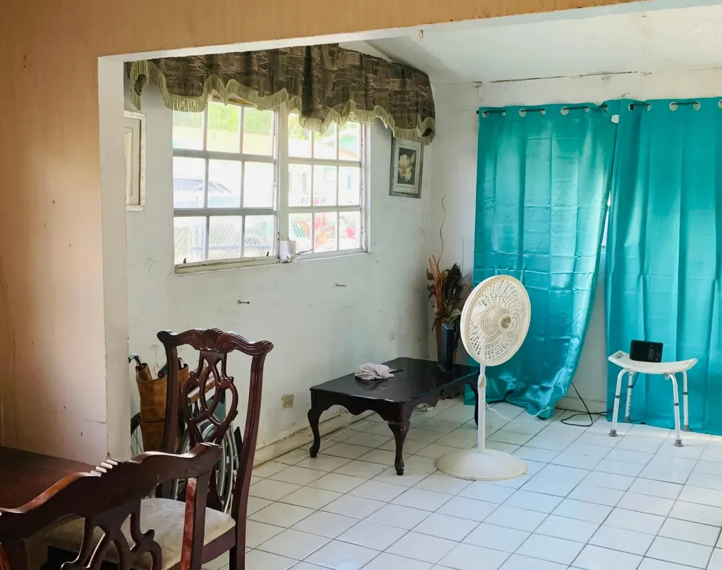 Sequoia St/st. Joseph Avenue New Providence Paradise Island BS