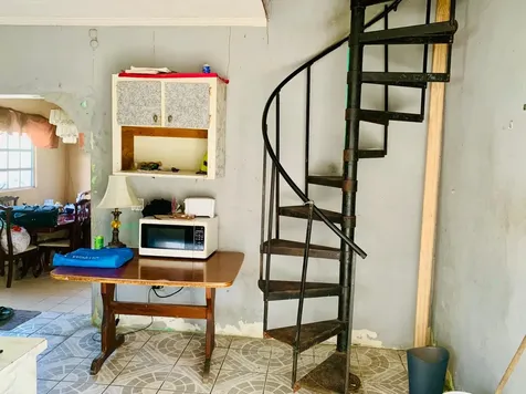 Sequoia St/st. Joseph Avenue New Providence Paradise Island BS