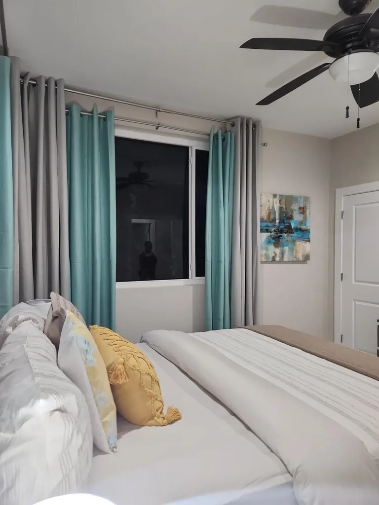 Blake Road Alorah New Providence Paradise Island BS