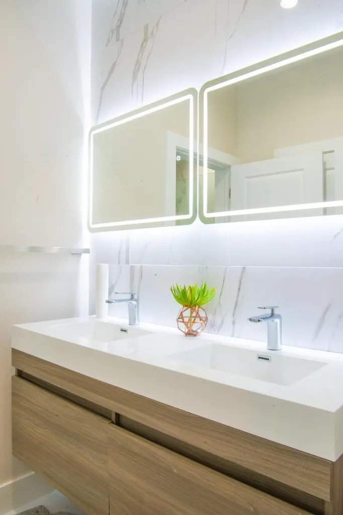 Blake Road Alorah New Providence Paradise Island BS