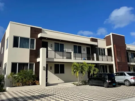 Blake Road Alorah New Providence Paradise Island BS