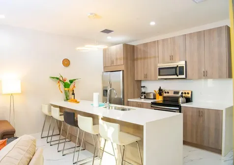 Blake Road Alorah New Providence Paradise Island BS