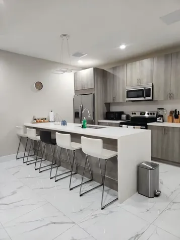 Blake Road Alorah New Providence Paradise Island BS