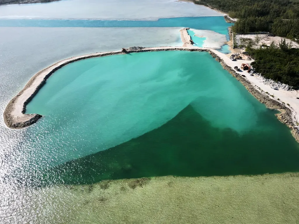 Lot #33-oceanfront Commercial Lot New Providence Paradise Island BS