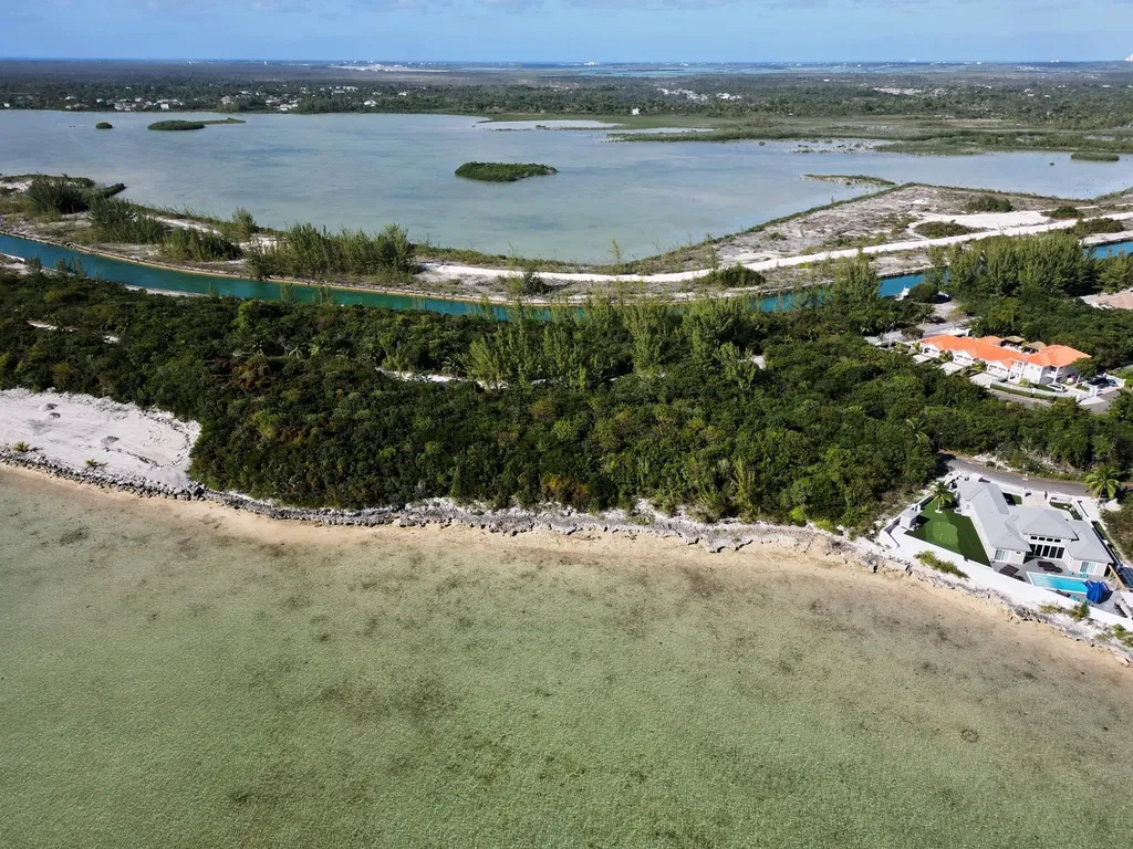 Lot #33-oceanfront Commercial Lot New Providence Paradise Island BS