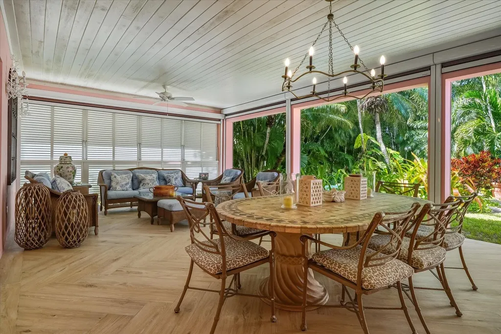 Bali Cinq New Providence Paradise Island BS