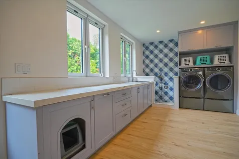 Bali Cinq New Providence Paradise Island BS