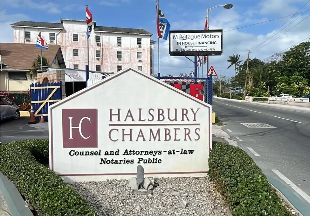 Village Road, Halsbury Ch 10 New Providence Paradise Island BS