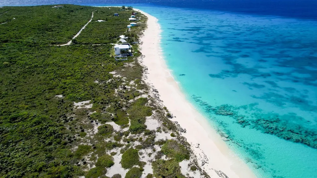 Columbus Landings 4 Grotto Beach San Salvador BS