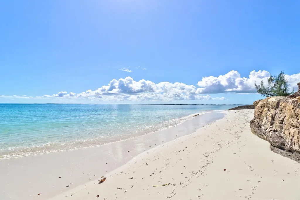 Windward Beach Estates Abaco BS