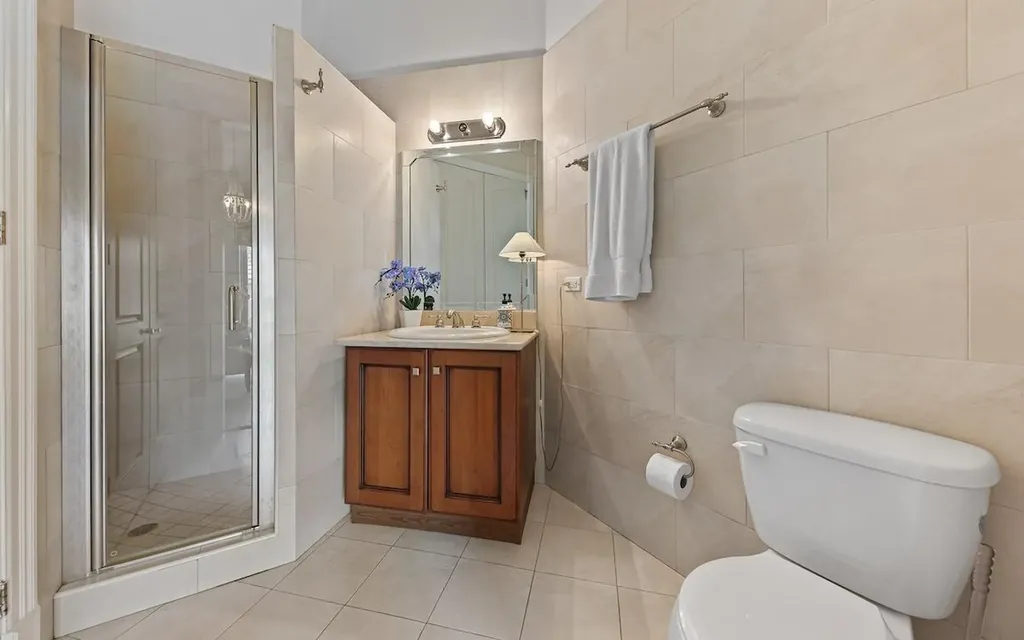 Bldg 4 Love Beach Walk New Providence Paradise Island BS